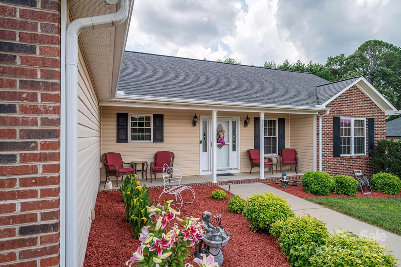 Property image 3 at 515 E Carpenter Street, Maiden, NC 28650