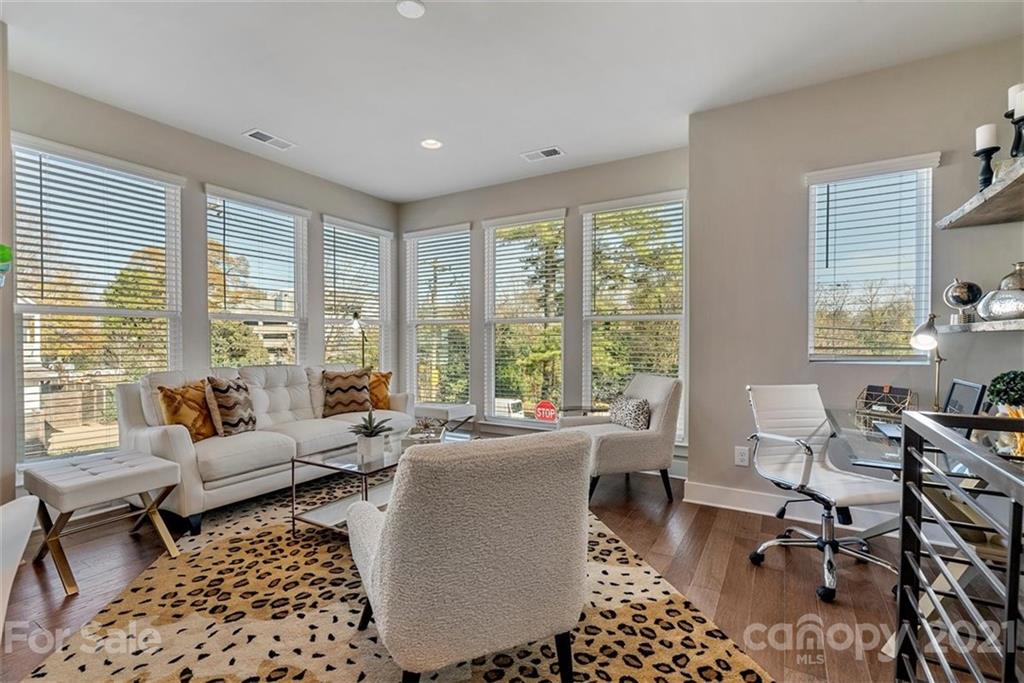 Property image 5 of 1583 Duckworth Avenue in Uptown West Terraces, Charlotte, NC 28208