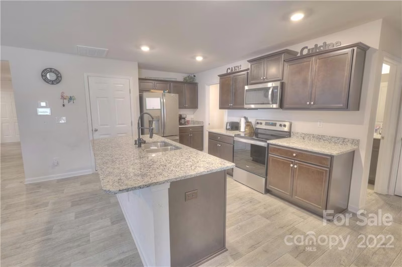 Property image 2 at 3044 Winesap Drive, Dallas, NC 28034