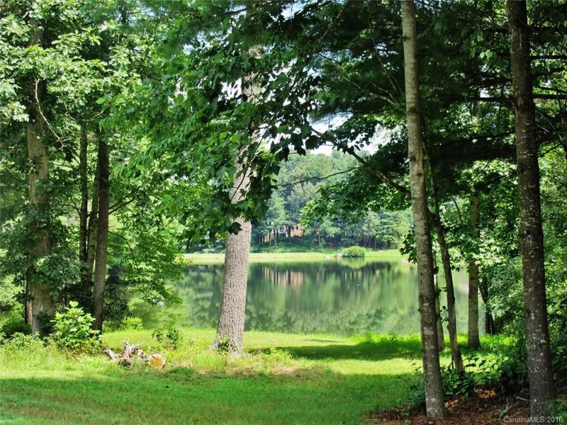 Property image 2 at 27 Mountain Lake Drive, Hendersonville, NC 28739