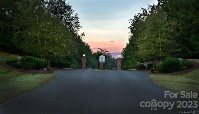 Property image 3 of 129 Water Oak Way in Swift Island Plantation, Mount Gilead, NC 27306