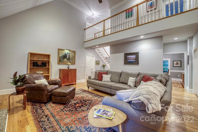 Property image 3 at 136 Windover Drive, Asheville, NC 28803
