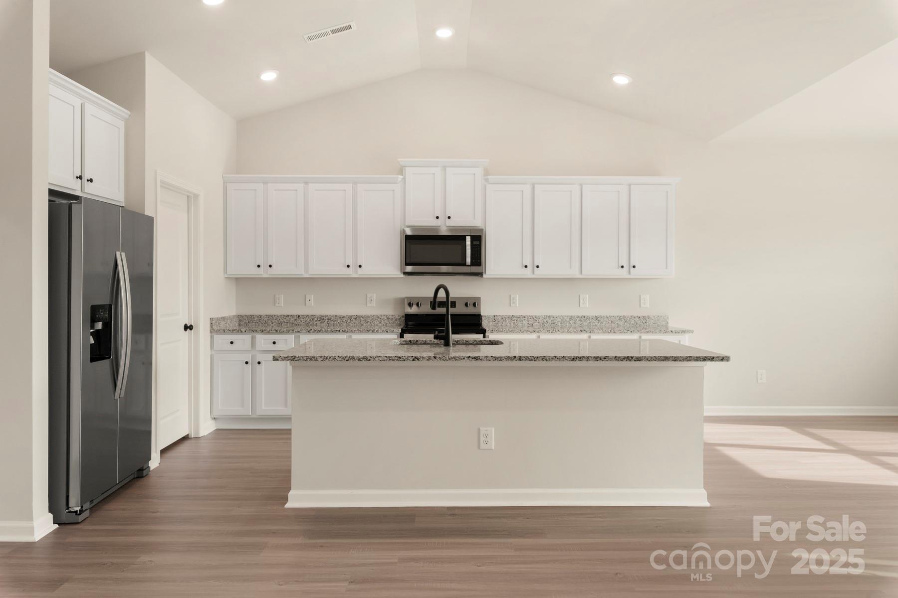 Property image 5 of 3328 Fox Hall Drive in Stagecoach Station, Gastonia, NC 28052