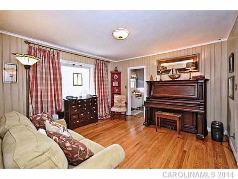 Property image 4 at 2632 Cloister Drive, Charlotte, NC 28211