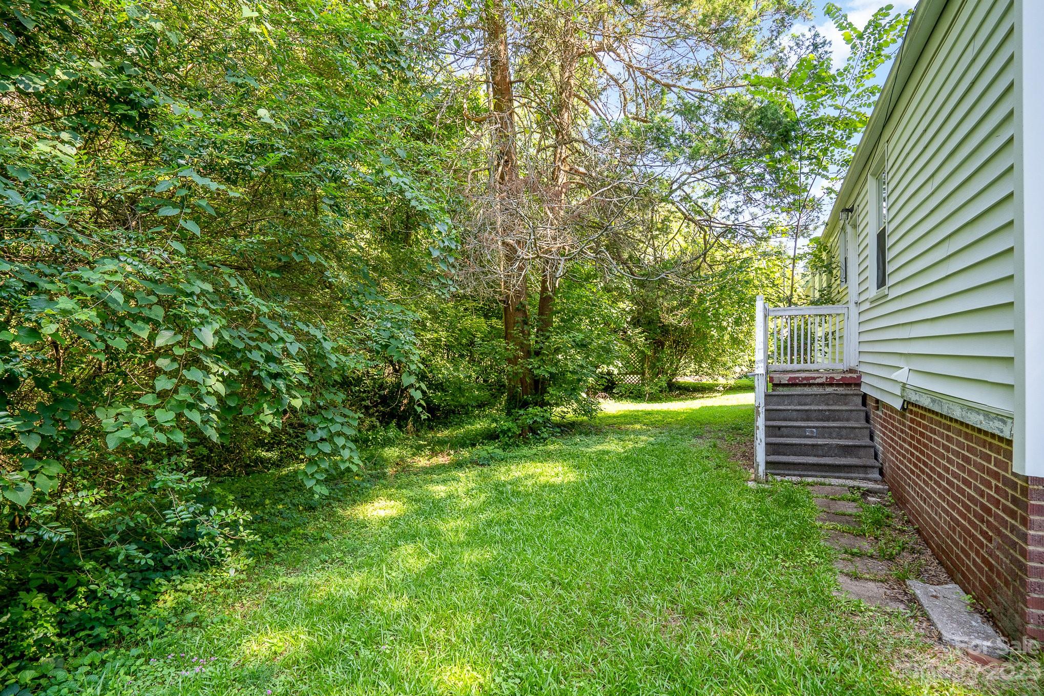 Property image 3 of 709 Evelyn Avenue in Jackson Park, Kannapolis, NC 28083