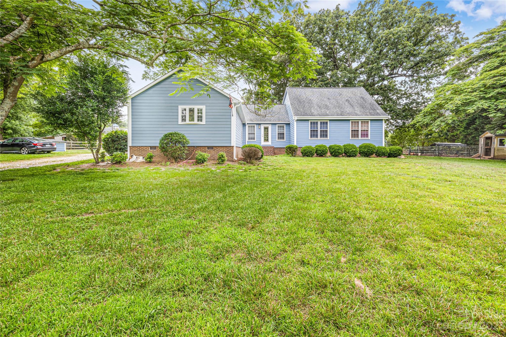 Property image 5 of 2606 Valley Farm Road in Valley Farms, Waxhaw, NC 28173