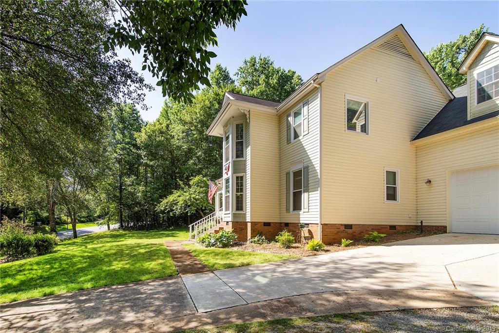 Property image 3 of 14400 Hackamore Drive in Windrow Ii, Matthews, NC 28105