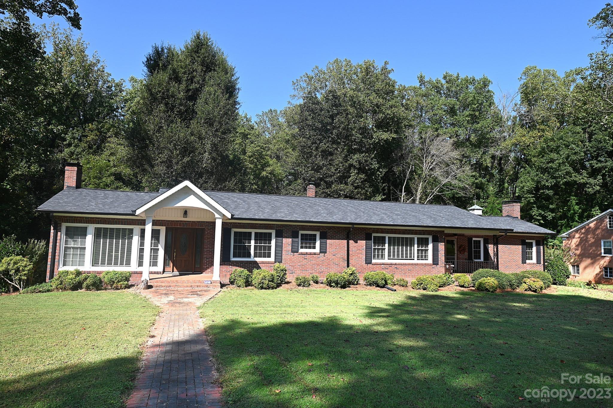 Property image 4 of 1318 Brentwood Drive in Dogwood Hills, Newton, NC 28658