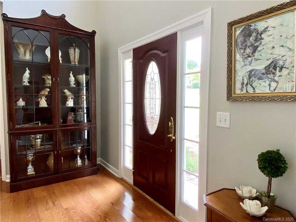 Property image 2 of 152 Longboat Road in Morrison Cove, Mooresville, NC 28117