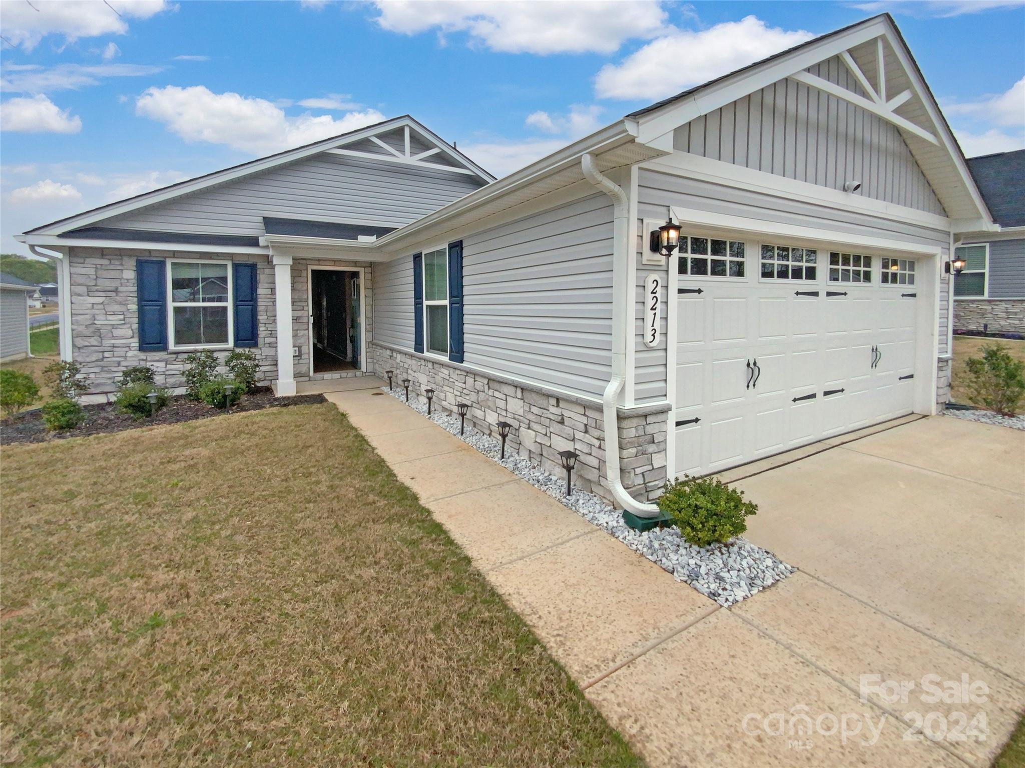 Property image 2 of 2213 Goldwood Drive in Woodgrove, Charlotte, NC 28215