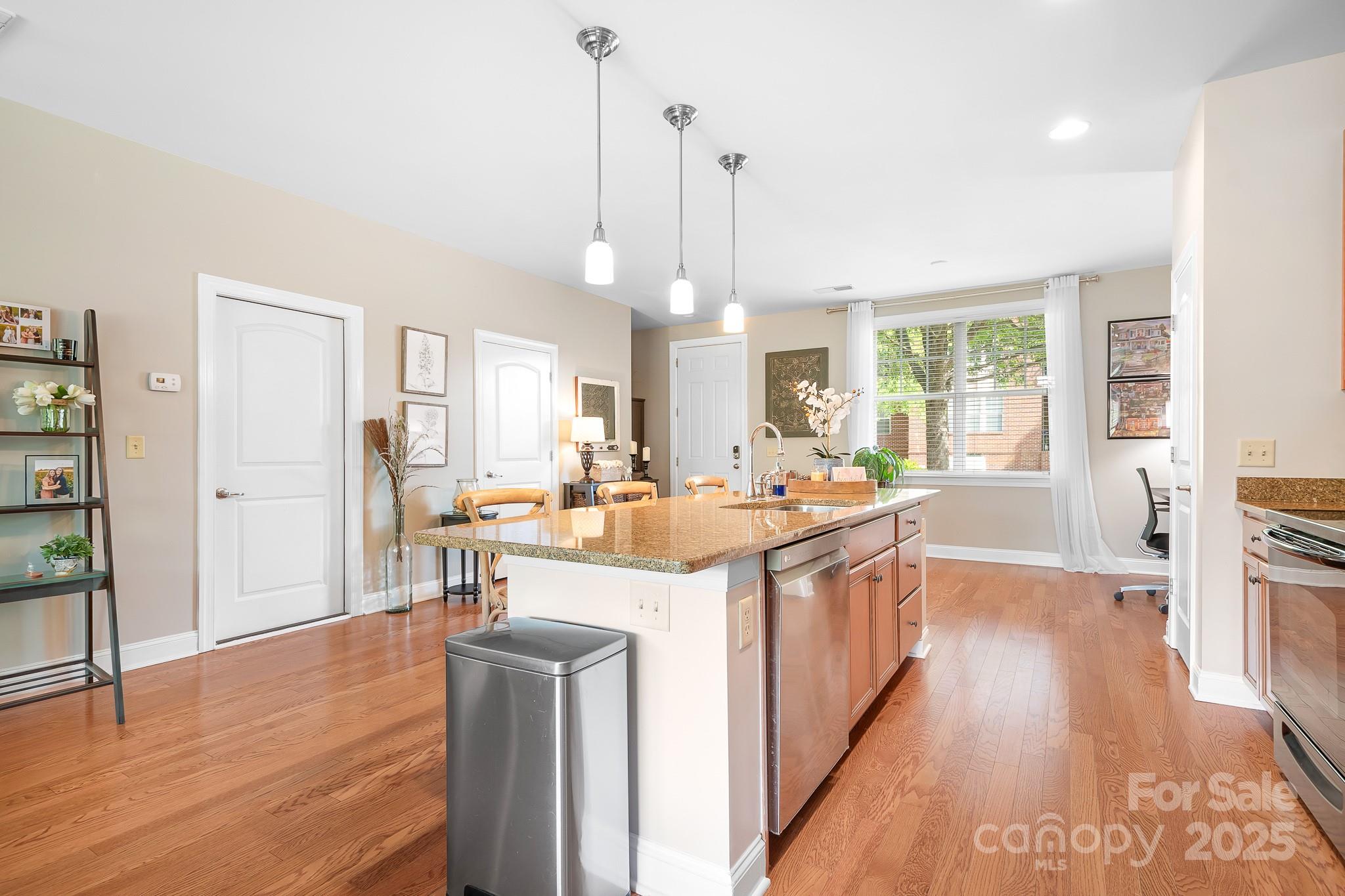 Property image 3 of 119 Steinbeck Way in Legacy Village, Mooresville, NC 28117