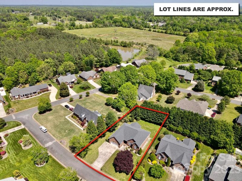 Property image 2 of 106 Overhill Drive in Woodfield, Salisbury, NC 28144