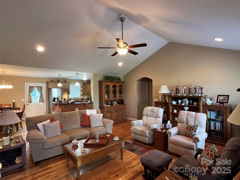 Property image 2 at 506 E Pine Street, Maiden, NC 28650