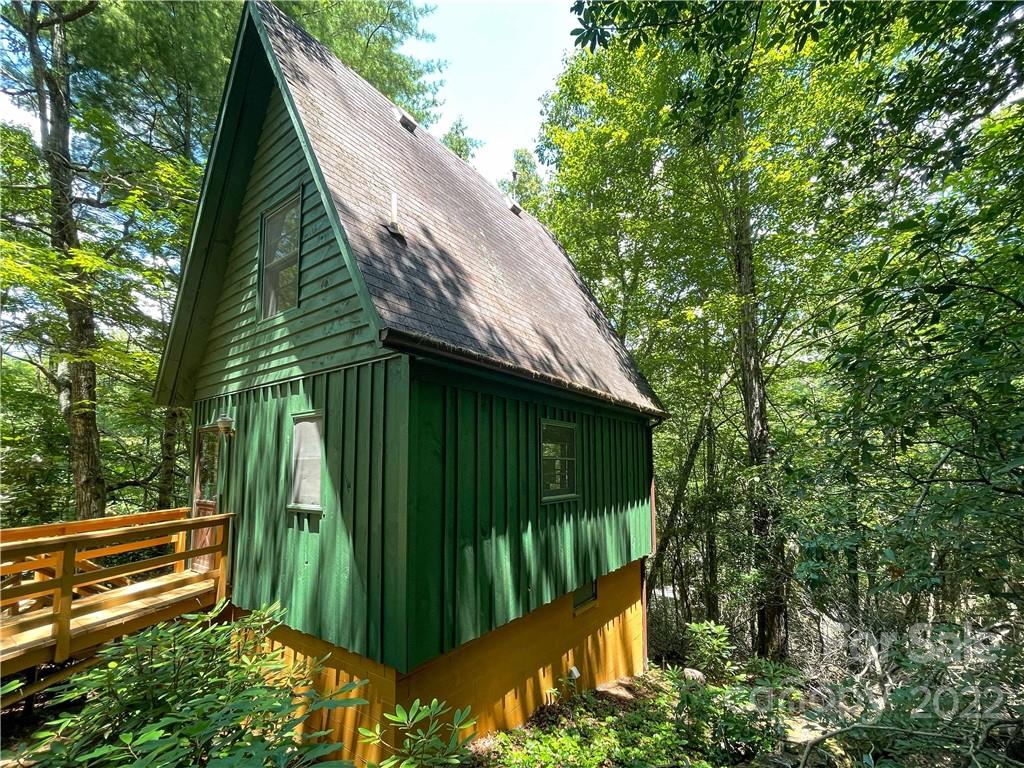 Property image 3 of 14 Bear Cub Drive in Bear Den Acres, Spruce Pine, NC 28777