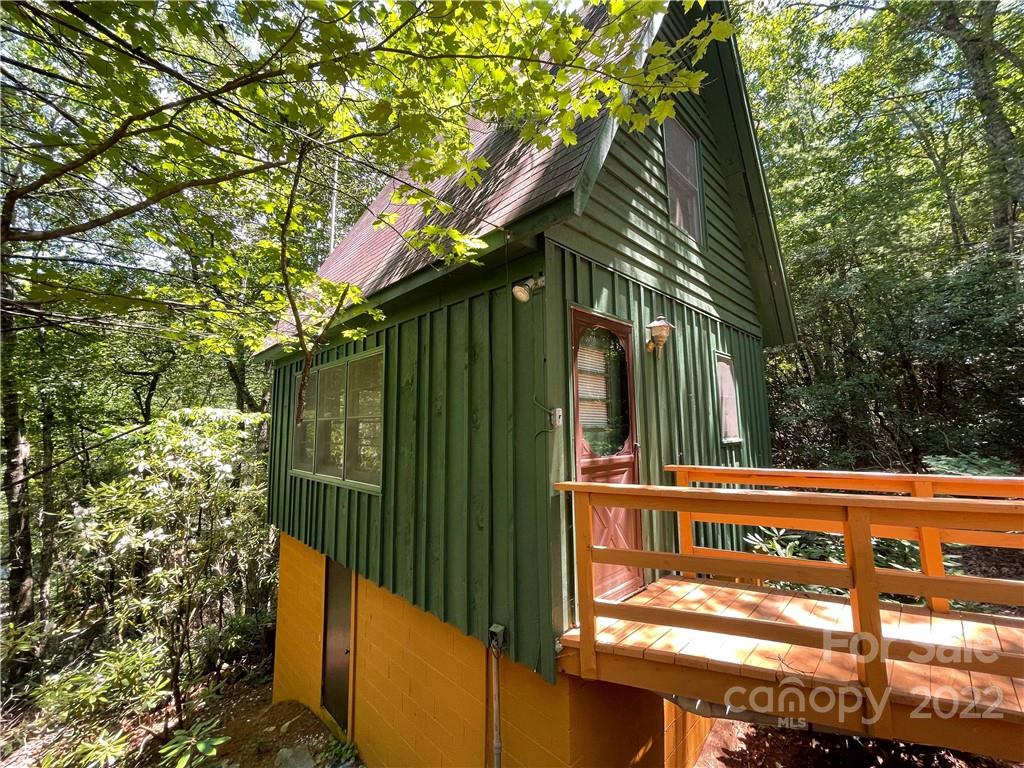 Property image 4 of 14 Bear Cub Drive in Bear Den Acres, Spruce Pine, NC 28777