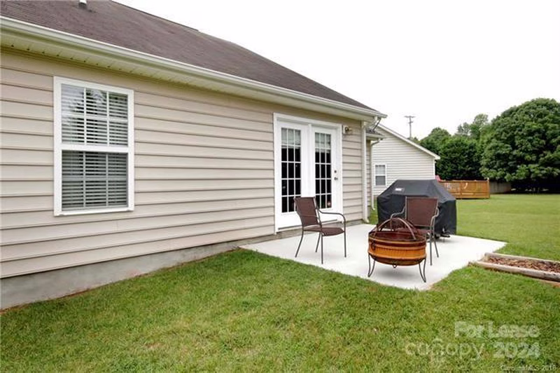 Property image 2 at 2007 Wexford Way, Statesville, NC 28625