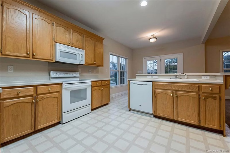 Property image 3 at 2602 Firethorn Court, Gastonia, NC 28056