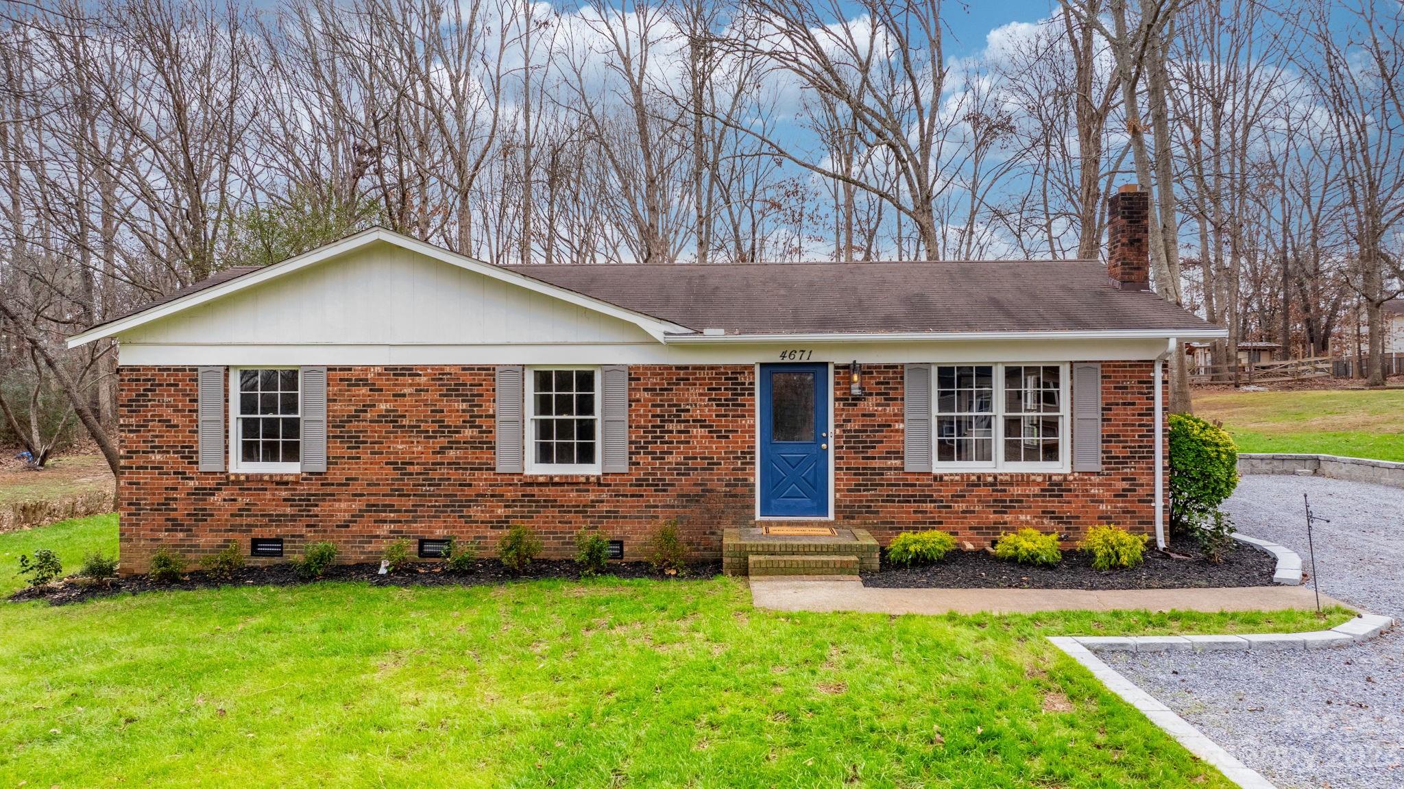 Property image 2 of 4671 Bethel Church Road in Jamestowne, Hickory, NC 28602