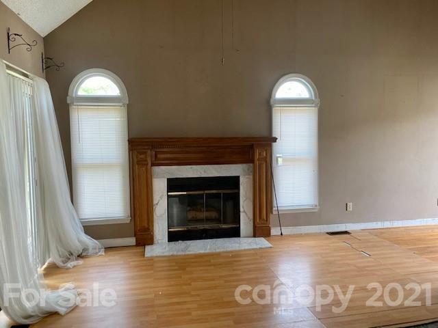 Property image 5 of 2415 Caswell Court in Governors Square, Gastonia, NC 28054