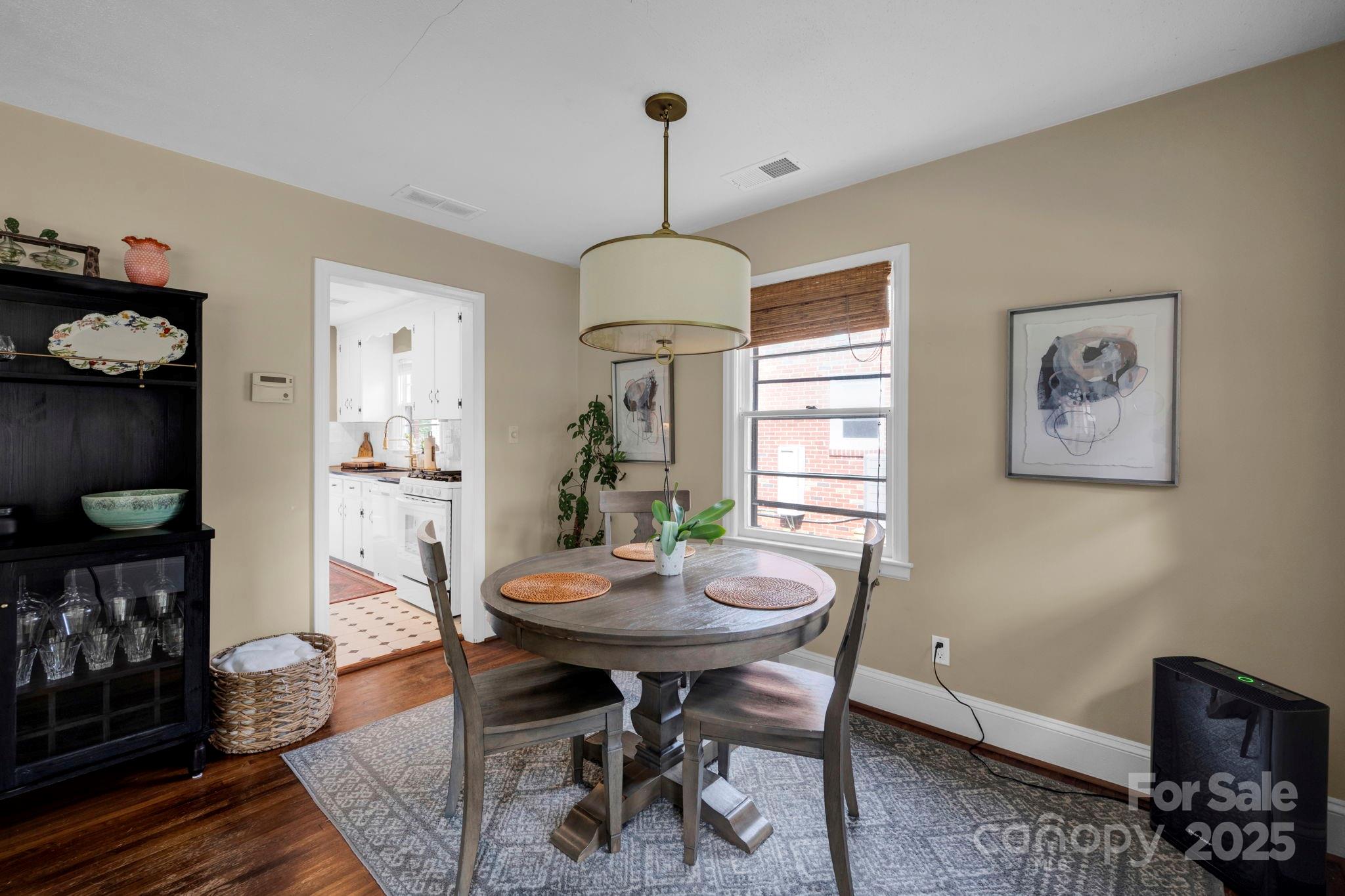 Property image 3 of 1227 Barkley Road in Madison Park, Charlotte, NC 28209
