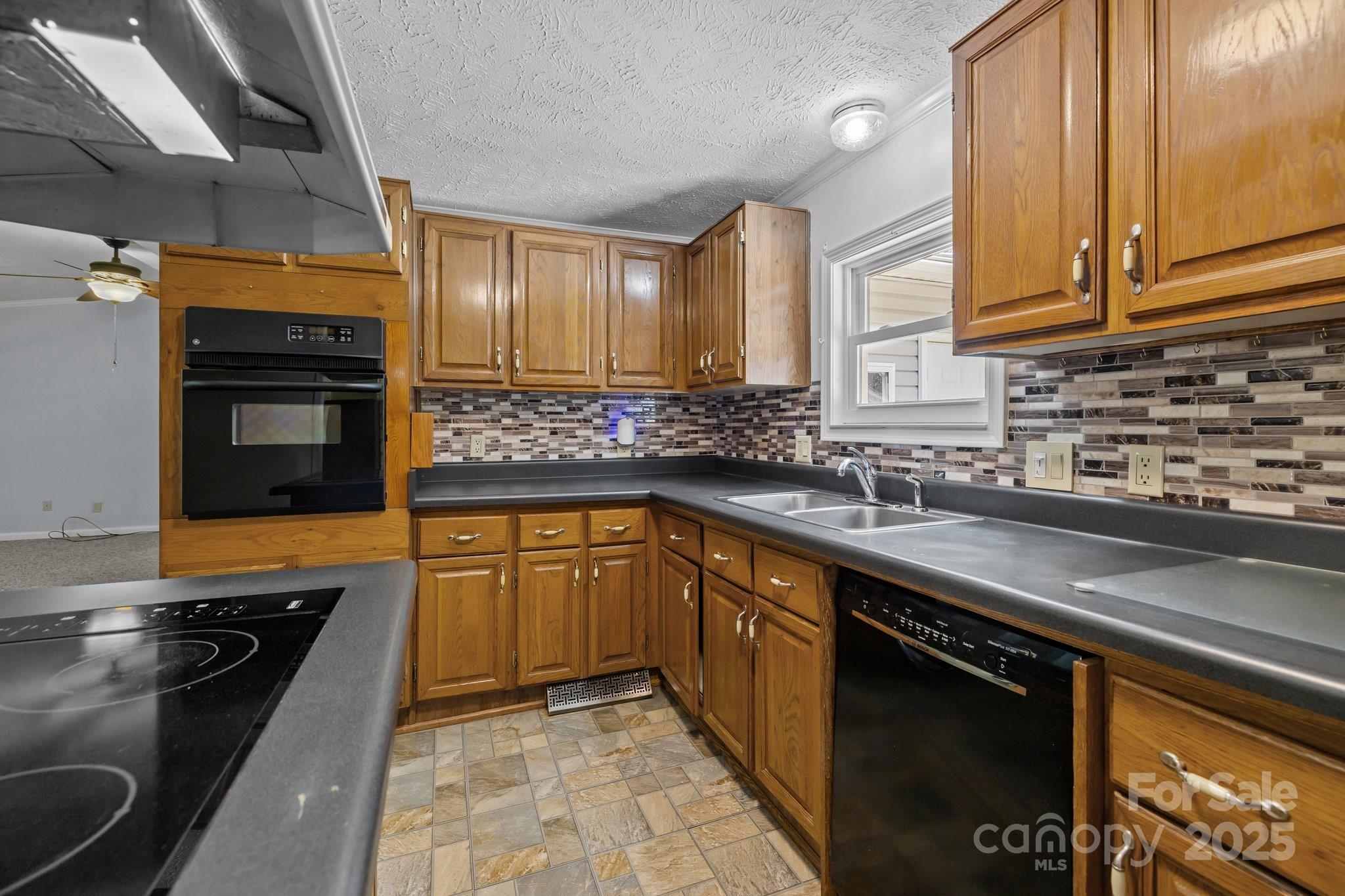 Property image 4 of 7011 S Providence Road in Providence Pines, Waxhaw, NC 28173