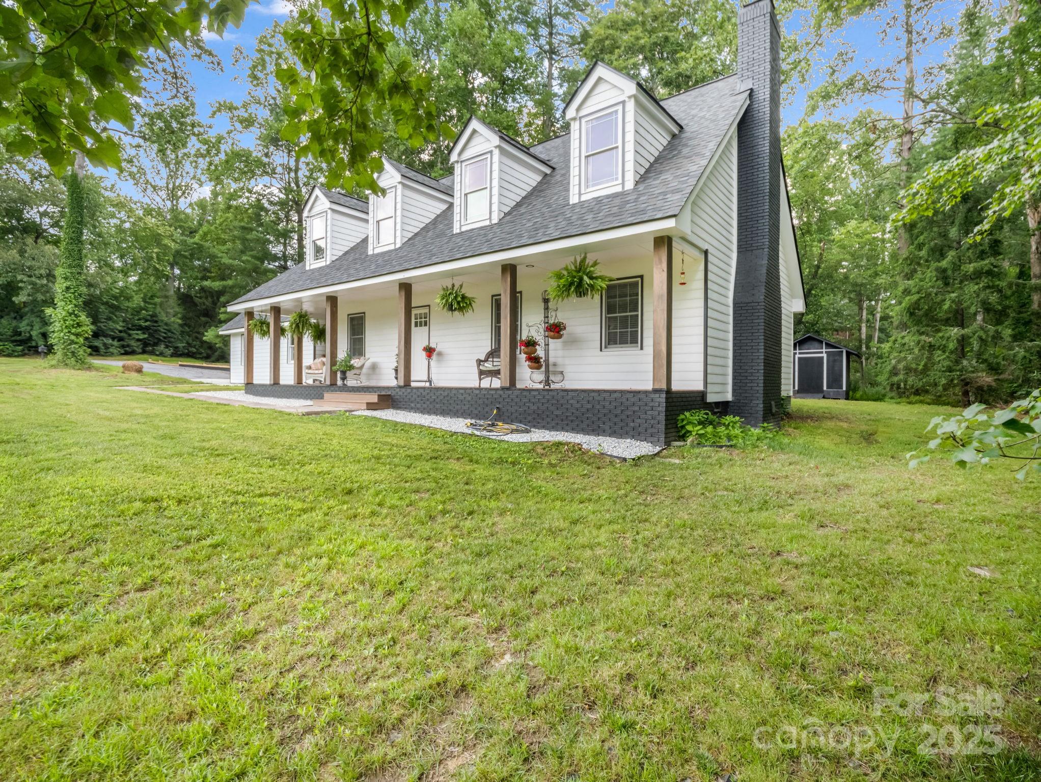Property image 5 of 213 Raintree Drive in Tamarac, Hendersonville, NC 28791