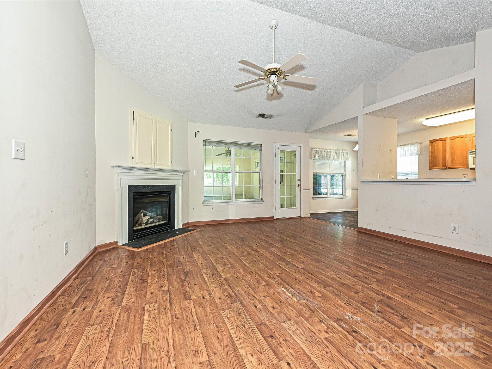 Property image 2 of 7523 Starvalley Drive in Starmount, Charlotte, NC 28210