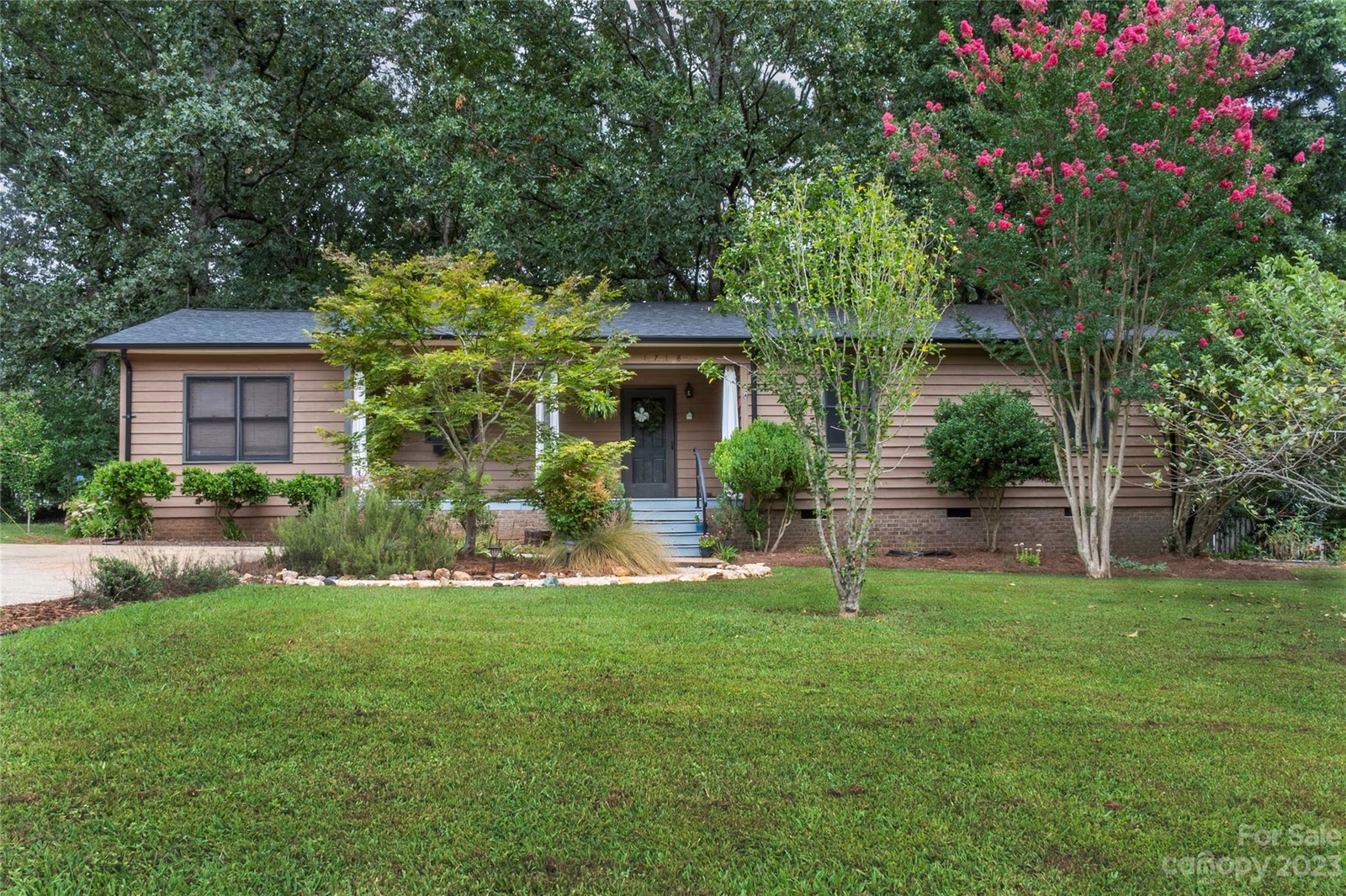 Property image 1 at 1718 Magnum Road, Hickory, NC 28602
