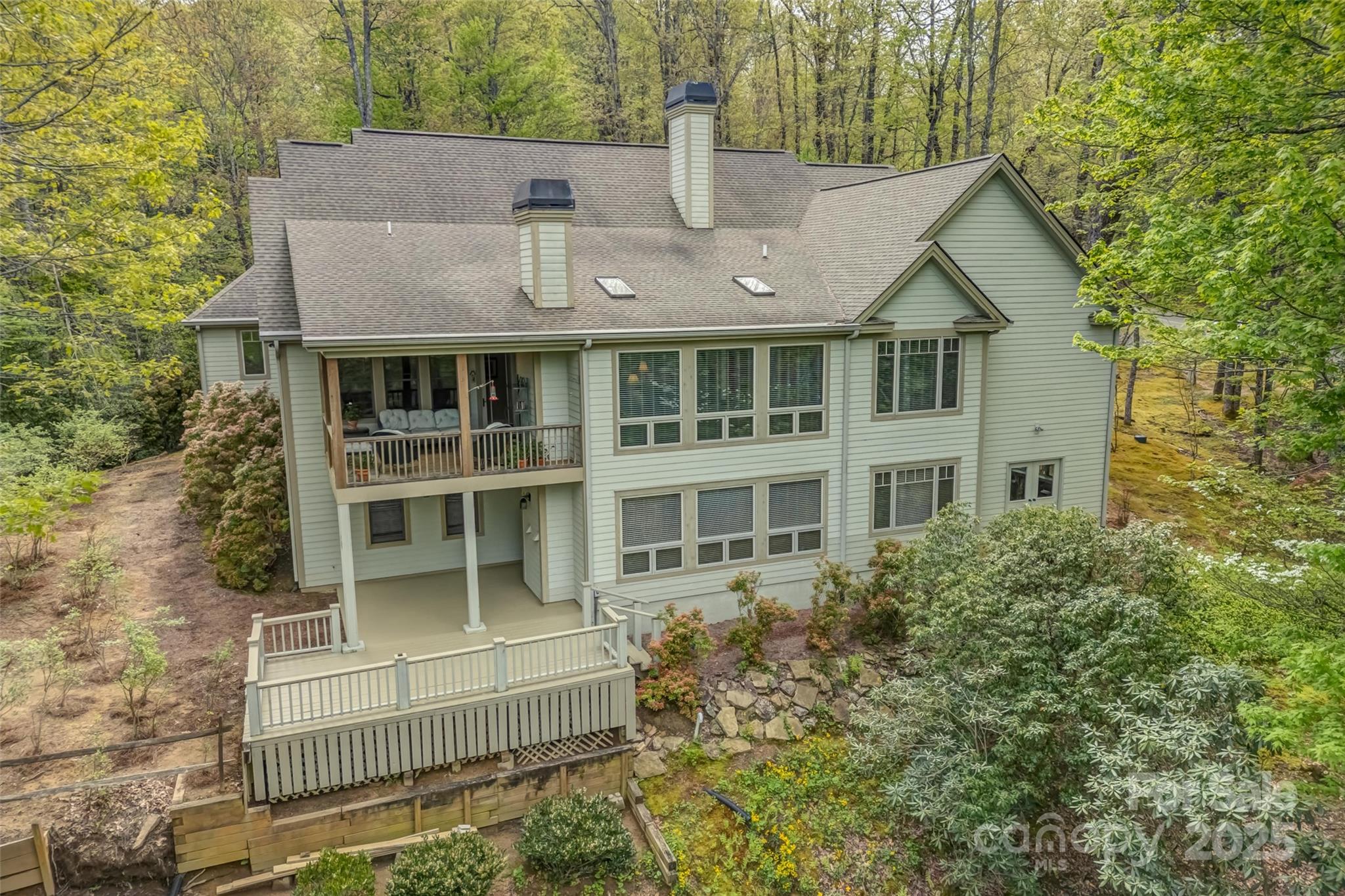 Property image 4 of 405 Kanasdatsi Drive in Connestee Falls, Brevard, NC 28712