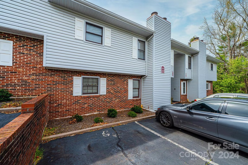 Property image 2 at 123 23rd Street, Hickory, NC 28601