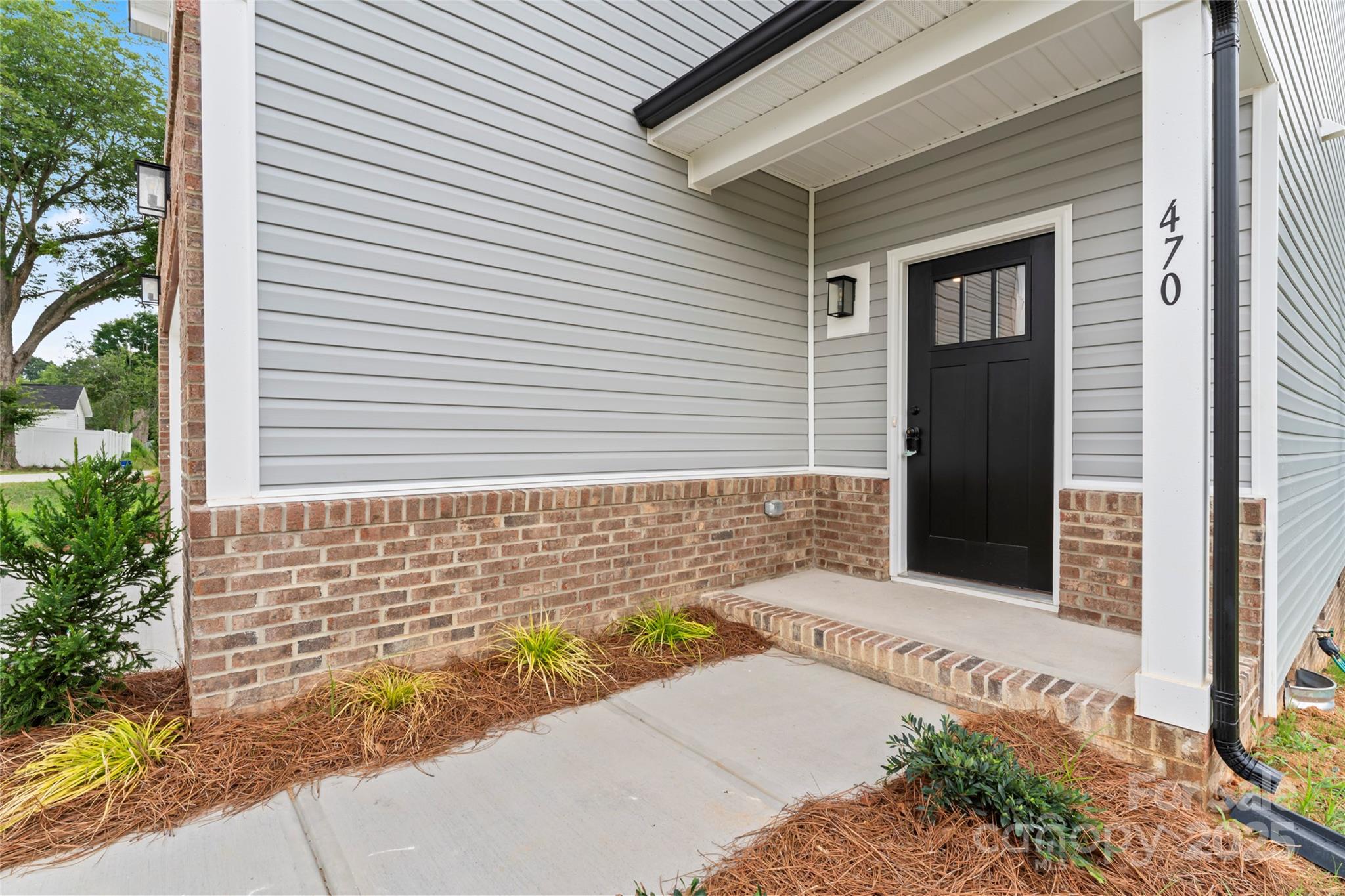Property image 2 of 470 Contentment Court in Peacewood, Kannapolis, NC 28083