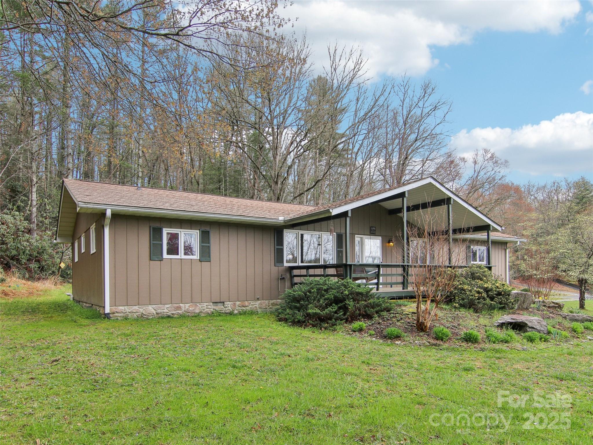 Property image 3 of 11 Floral Drive in Thomas Woods, Pisgah Forest, NC 28768