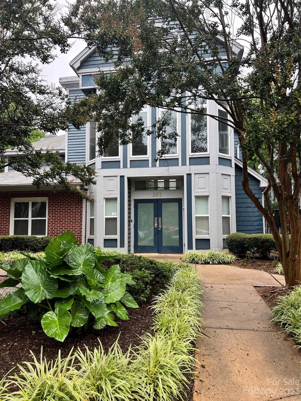 Property image 2 at 517 Graham Street, Charlotte, NC 28202