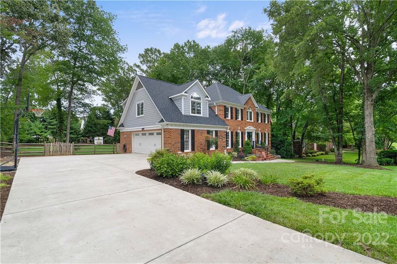 Property image 2 at 16408 Greenfarm Road, Huntersville, NC 28078