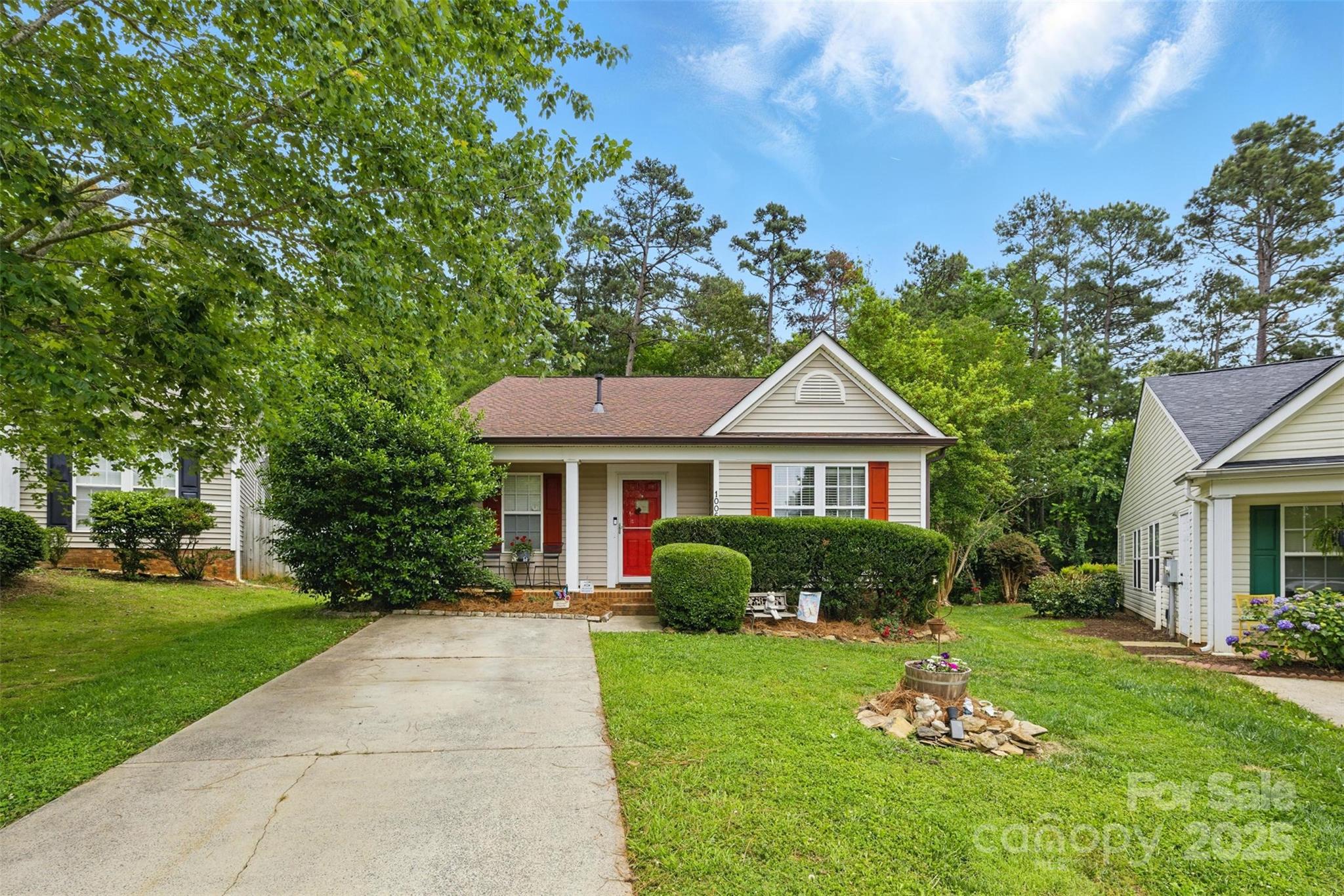 Property image 2 of 1006 Washburn Court in Meriwether, Monroe, NC 28110