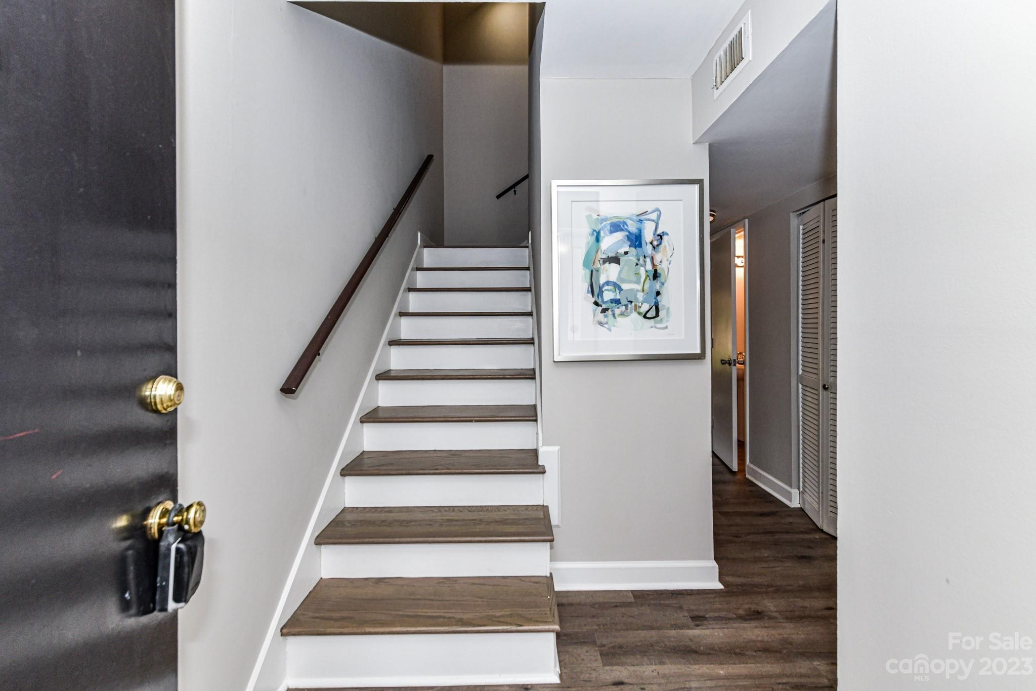 Property image 5 of 3754 Winding Creek Lane in Sir Johns Hill, Charlotte, NC 28226