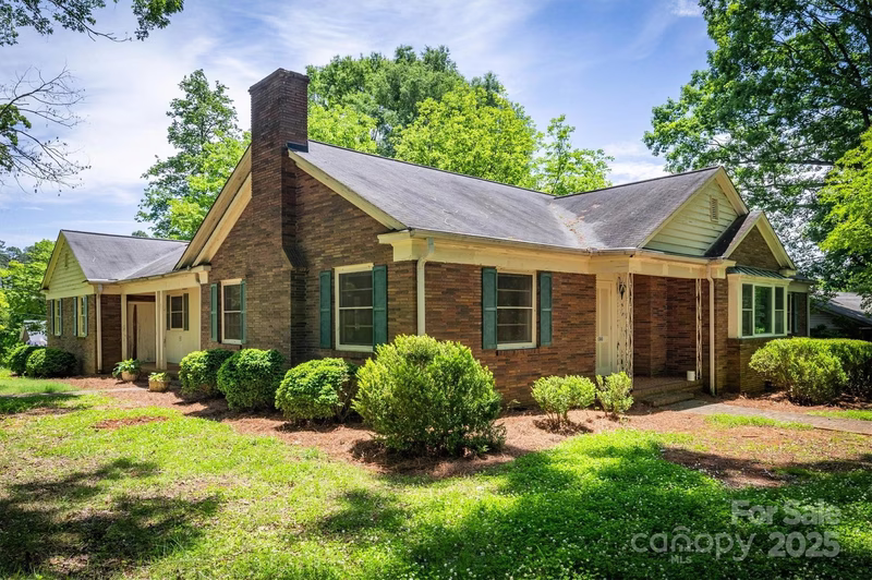 1503 Brentwood Drive