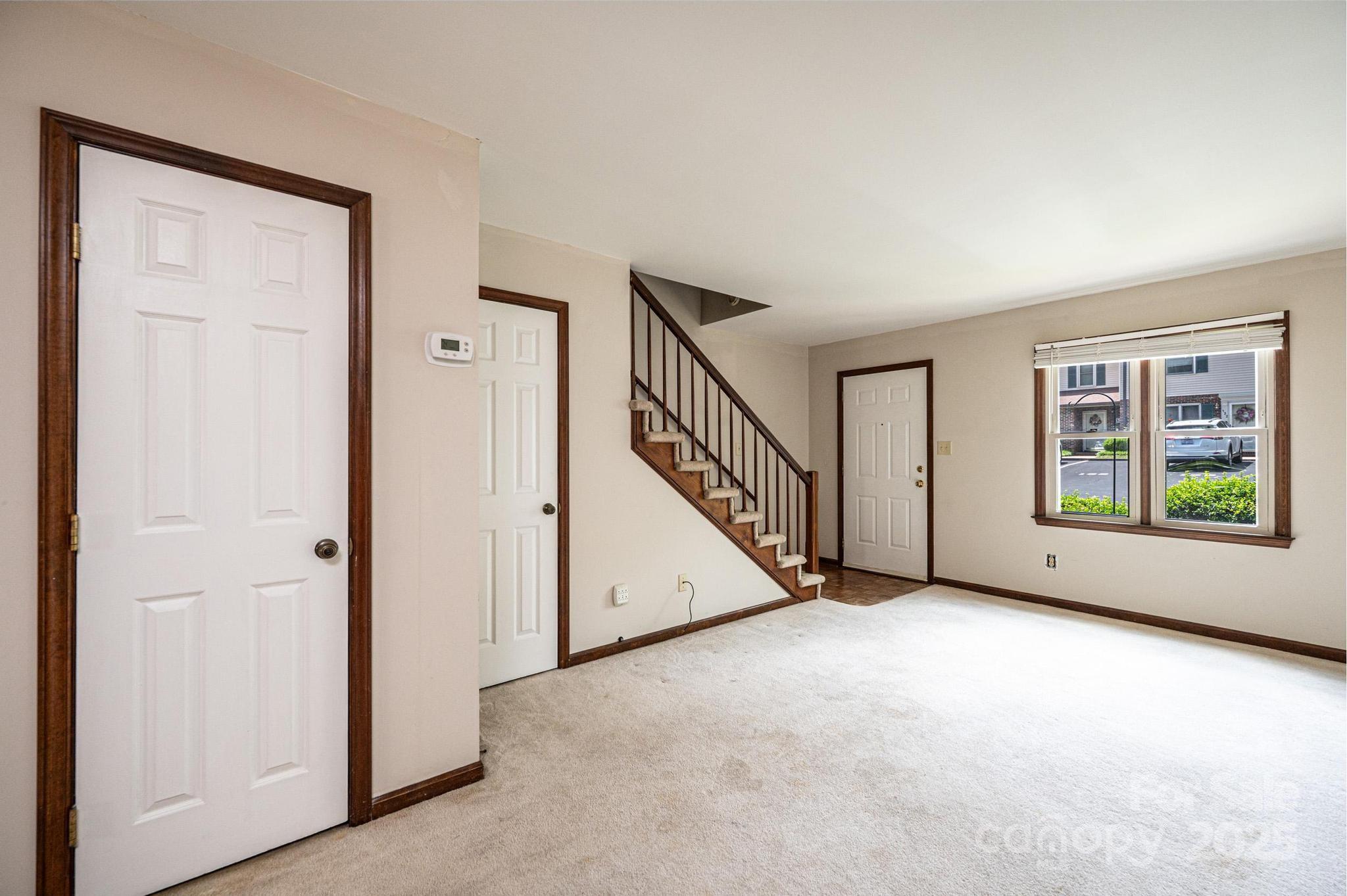 Property image 4 of 1330 5th Street in Tara Woods, Hickory, NC 28601