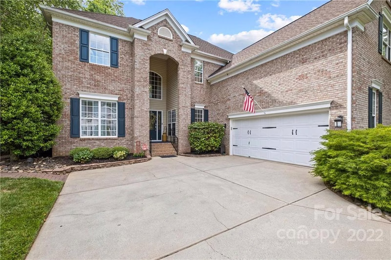 Property image 2 at 185 Longboat Road, Mooresville, NC 28117
