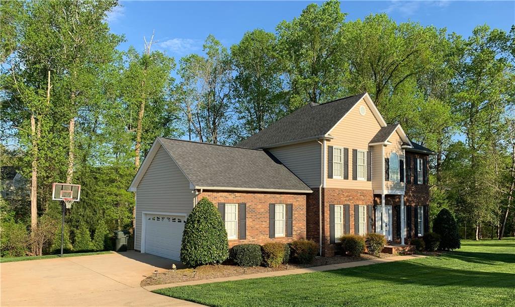 Property image 2 of 2591 Chandy Street in Walnut Creek, Newton, NC 28658