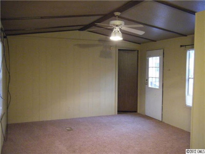 Property image 3 at 6698 Emerald Isle Drive, Sherrills Ford, NC 28673