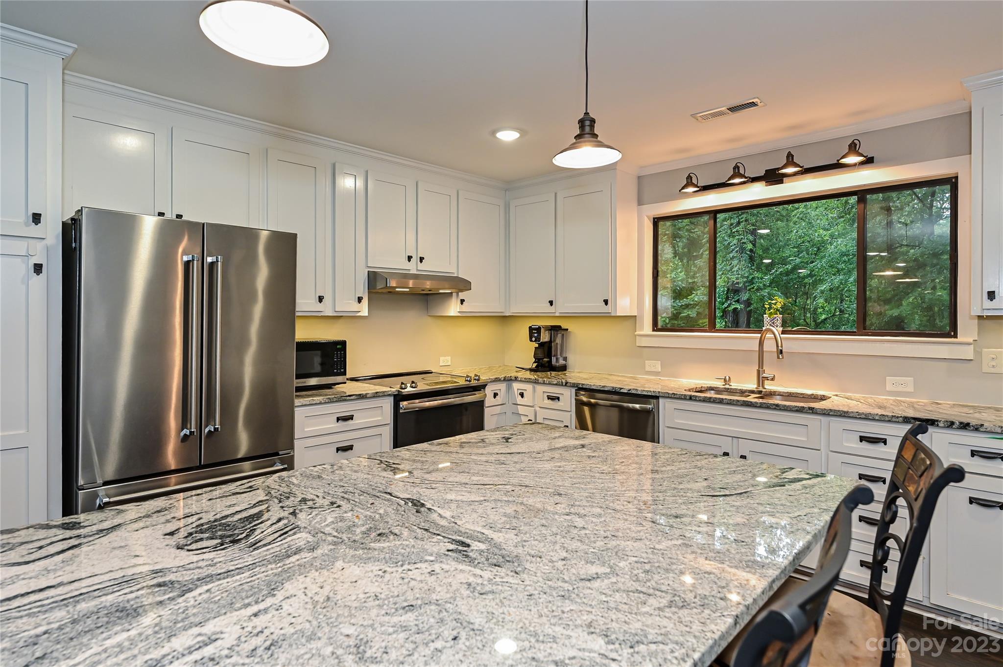 Property image 5 of 9807 Hannon Road in Timber Creek, Mint Hill, NC 28227