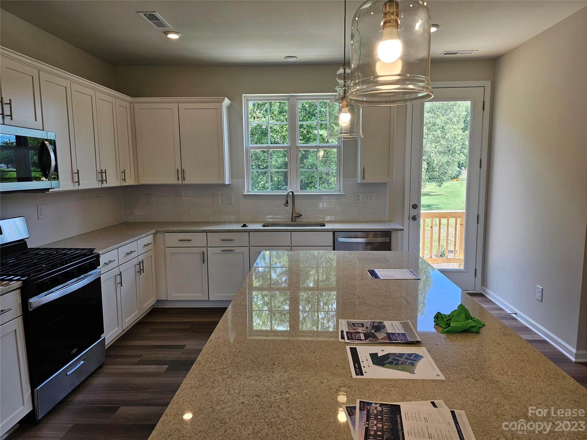 Property image 5 of 10138 Hemingway Place in Gatsby, Charlotte, NC 28227