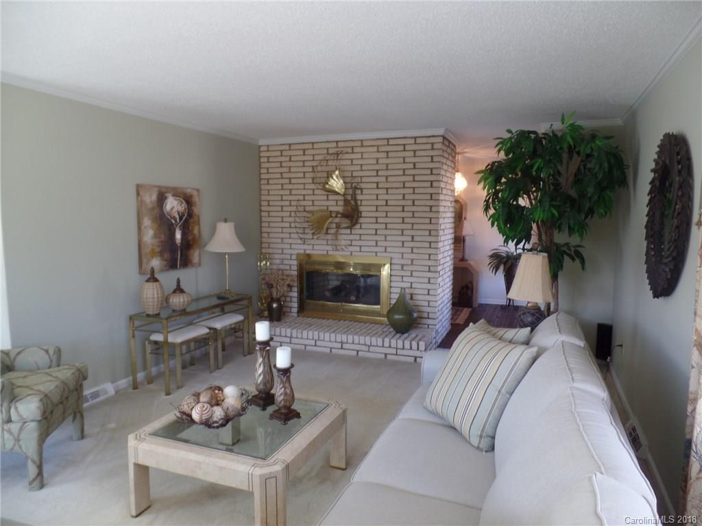 Property image 3 of 1200 Brafford Drive in Brafford Farms, Concord, NC 28025