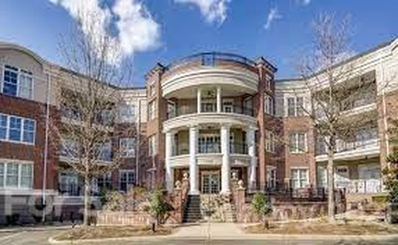 Southgate, Charlotte Community
