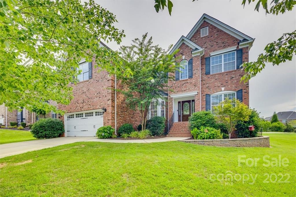 Property image 2 of 424 Deer Brush Lane in Hollister, Waxhaw, NC 28173