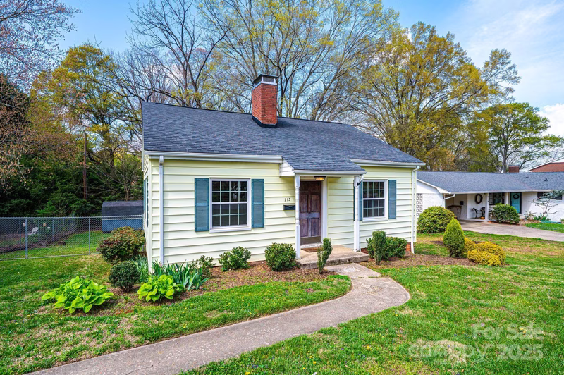 Property image 3 at 713 8th Street Drive, Hickory, NC 28601