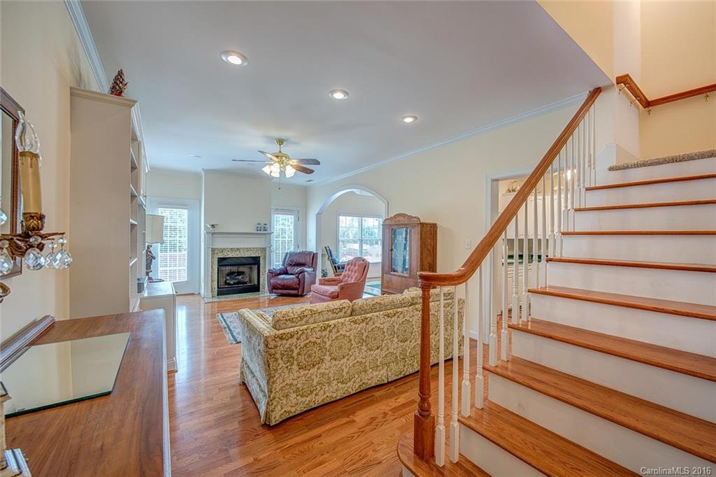 Property image 4 of 1583 Elkhart Circle in Hoffman Place, Gastonia, NC 28054