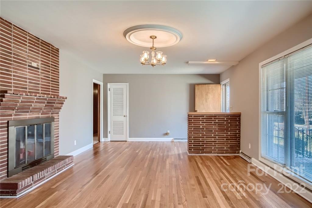 Property image 5 of 2020 Helen Drive in Sedgefield, Gastonia, NC 28054