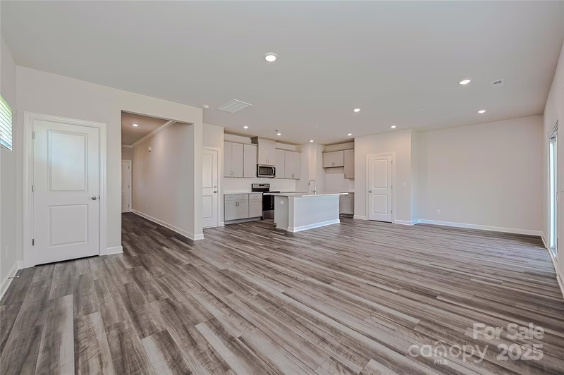 Property image 3 at 1420 Wildflower Street, Newton, NC 28658